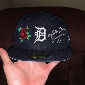 New Era Fitted Mens Detroit Tigers Hat Size 7 7/8